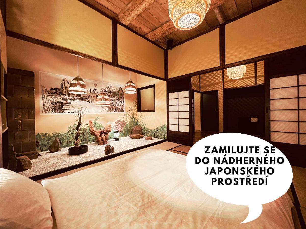 Oroom Japan - Role Play For Couples In Бърно Екстериор снимка